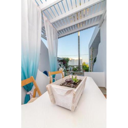FOULI'S HOUSE II