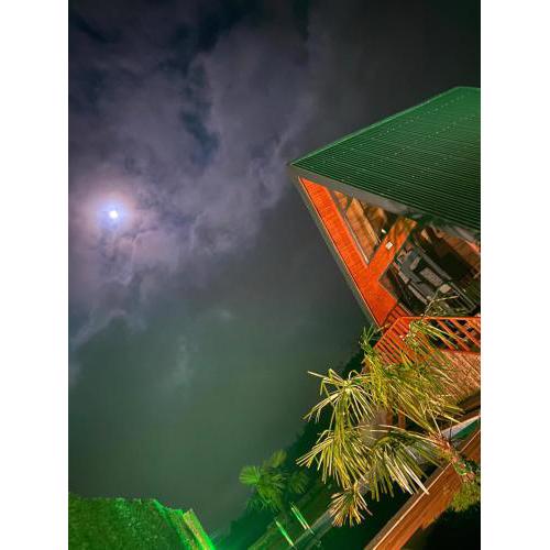 Four seasons bungalov