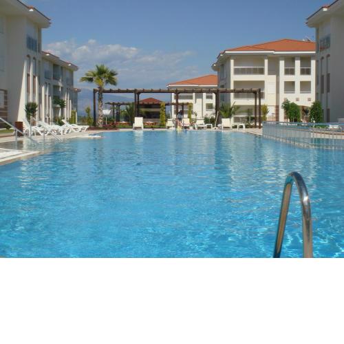 Four Seasons I -10 guarantees a wonderful holiday