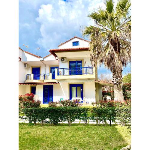 Fourka House