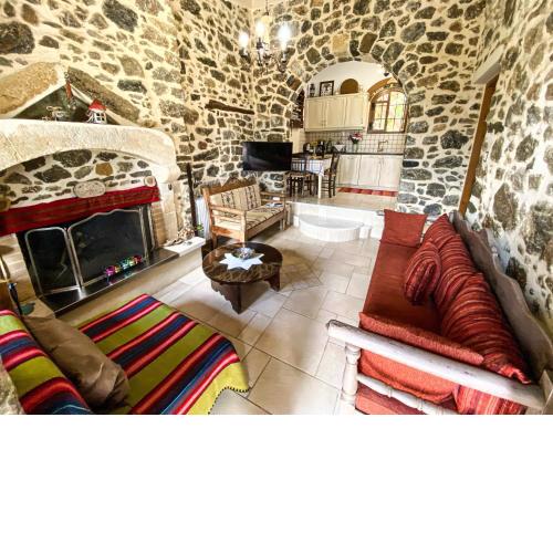 Fragk House