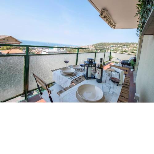 FREE PARKING -6 posti letto e Terrazzo vista mare