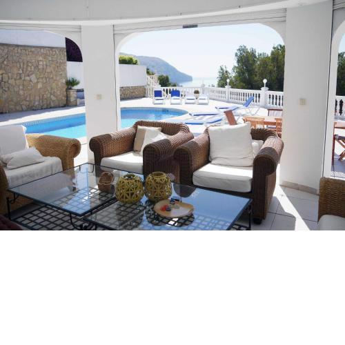 Frente al mar gran villa con piscina privada calientefabulosas vistas bbq