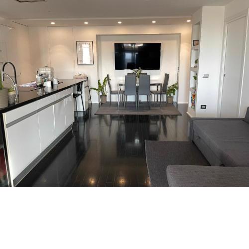 FrenzHouse Baranzate