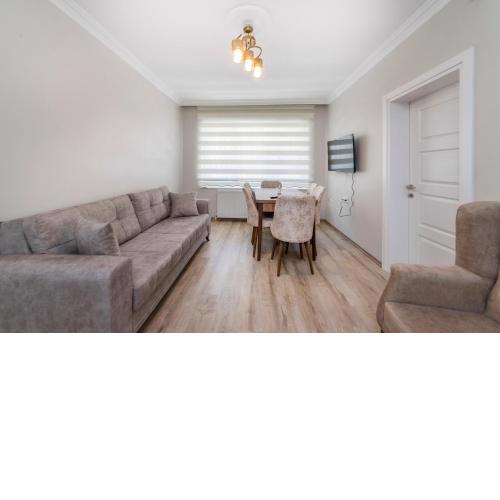 Fresh apartment in authentic neighborhood