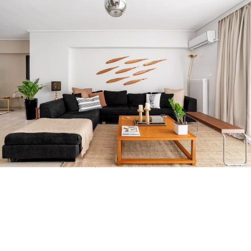 Fresh Detailed Stylish Apartment at Acropolis