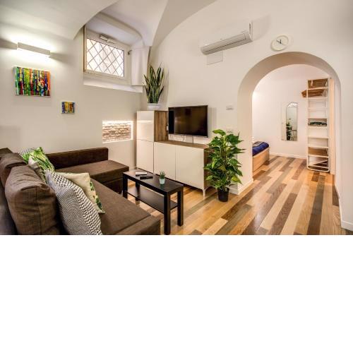 FRESH HOUSE NAVONA