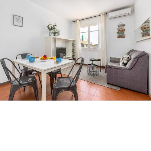 FridaysFlats, Arc de Triomf - Solar & Spacious