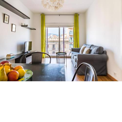 FridaysFlats, Sacred Space - 3 bdr in sagrada familia