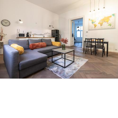 Friendly Home in the Center with 2bedrooms