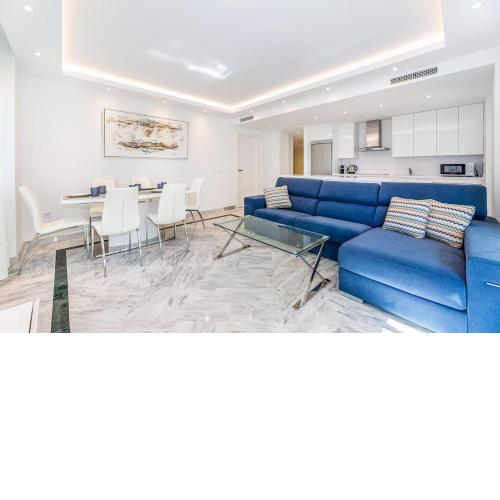 Friends & Family Well presented apartment located in La Dama de Noche