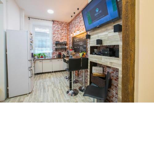 Friends Hostel & Apartments