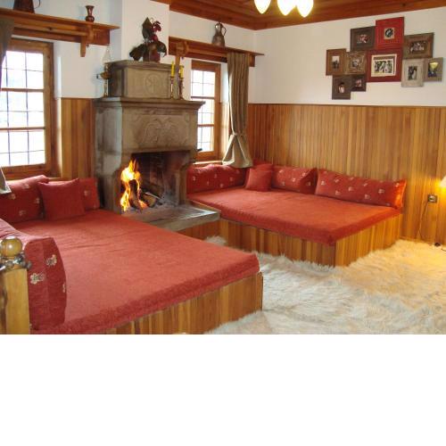 Frixos House