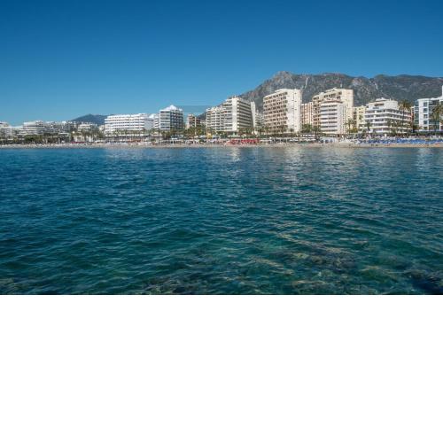 Front sea view apartment on Marbella's beach promenade