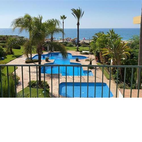 Frontline Beach Apartment