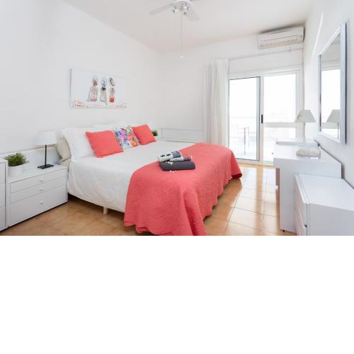 Frontline Beach Apartment