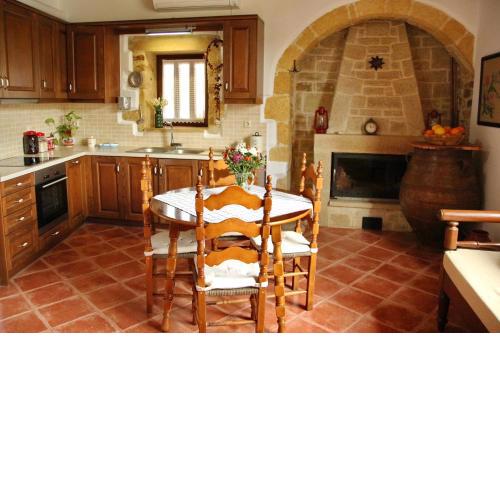 Fudulis Villa
