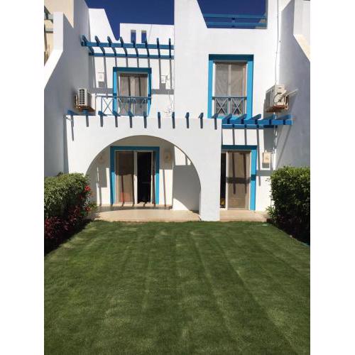 Fully Furnished 4-Bed Town House in Mountain View Ras Al-Hekma