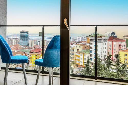 Fully Furnished Residence with Security in Pendik
