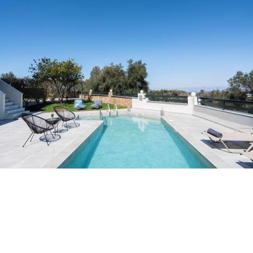 Fully rennovated 4bedr villa,a luxury retreat with superior facilities!