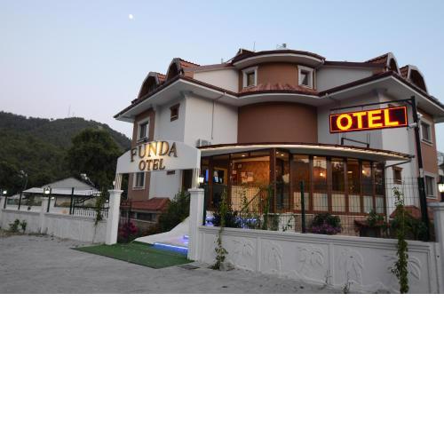 Funda Hotel