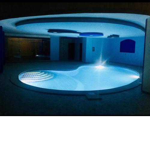 شقه مفروشة مع بسين خاص Furnished apartment with a private pool