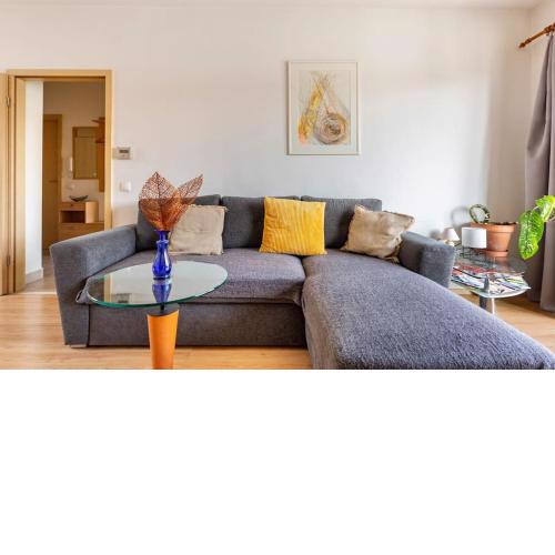 Futo Spacious Cosy at Corvin Central