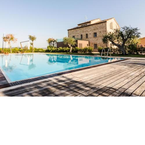 FUTURA COUNTRY HOUSE