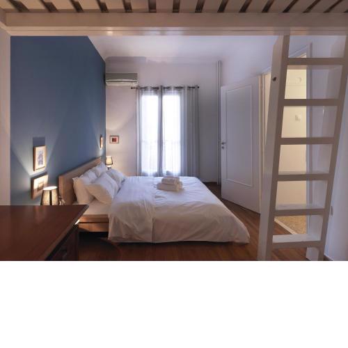 Fyllis17 - Cozy apartment in the heart of Athens