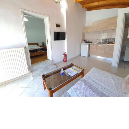 G-George Apartments by the Sea and Airport