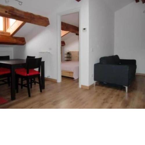 Gaby: Gressoney Valley - Attic in a house with a garden