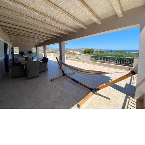 Gaia Luxury Villa & Ouranos Cosy Home