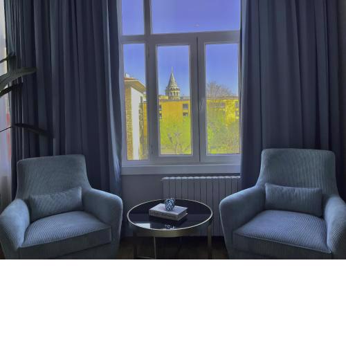 Galata's Sparrows House with Stunning View