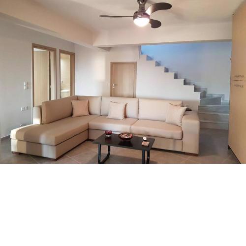 Galaxidi Family House