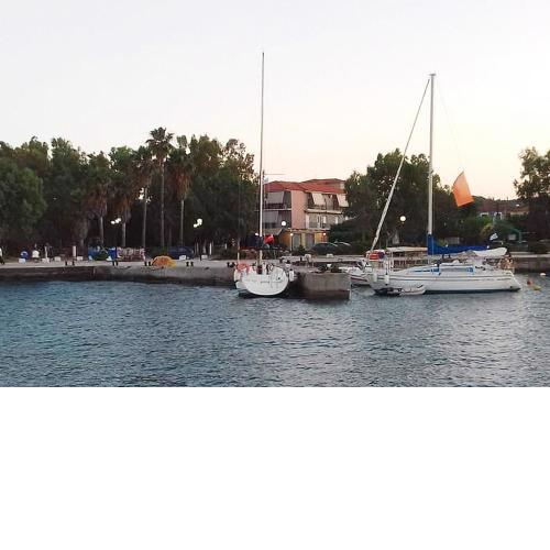 Galazia Nera Apartments