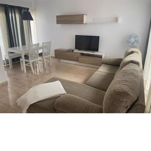 Ganivet Home