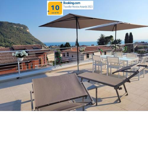 Garda view - Nuovo appartamento con solarium vista lago