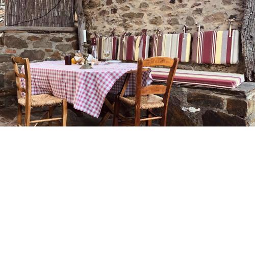 Garden House - Lovely Stone Built House with Panoramic View