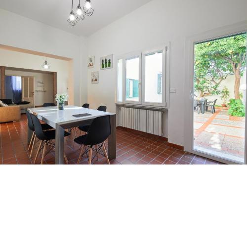 ✦ GARDEN HOUSE IN CENTRO - FREE PARKING ✦