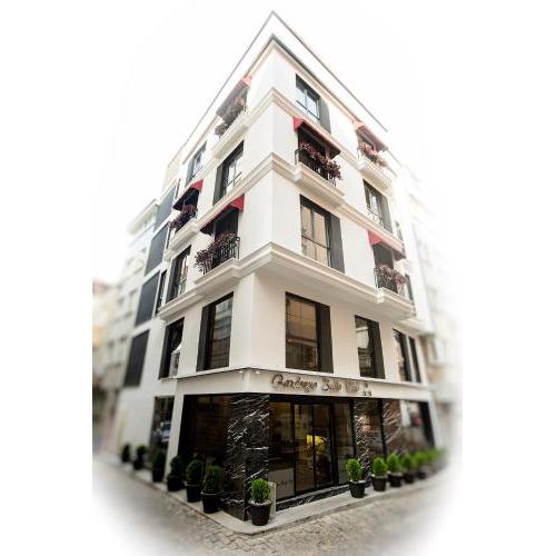 Gardenya Suite Hotel