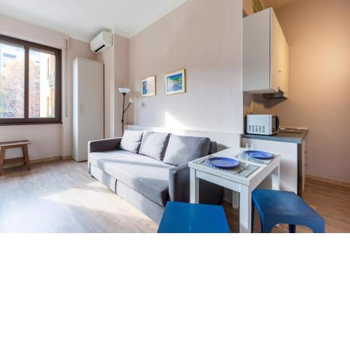 Garibaldi District Cosy Studio