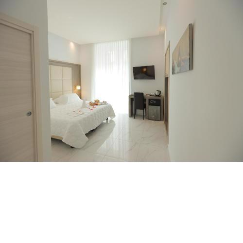 Garibaldi Suite