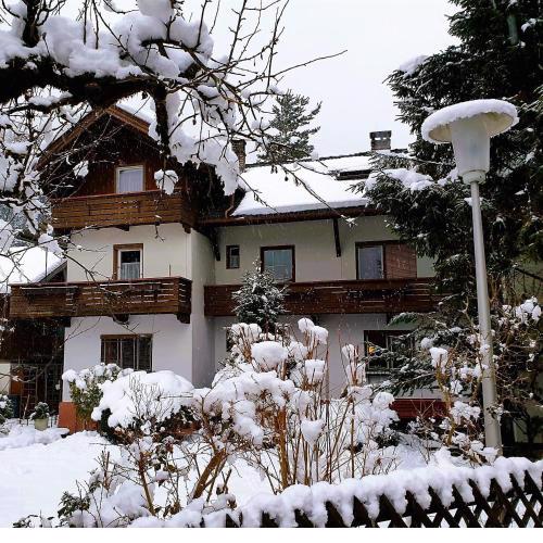 Gästehaus zum Gachtna