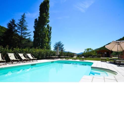 Gattaia Apartments with swimming pool