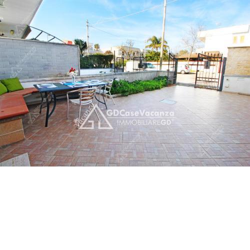GD Case Vacanza - Centralissimo con posto auto interno