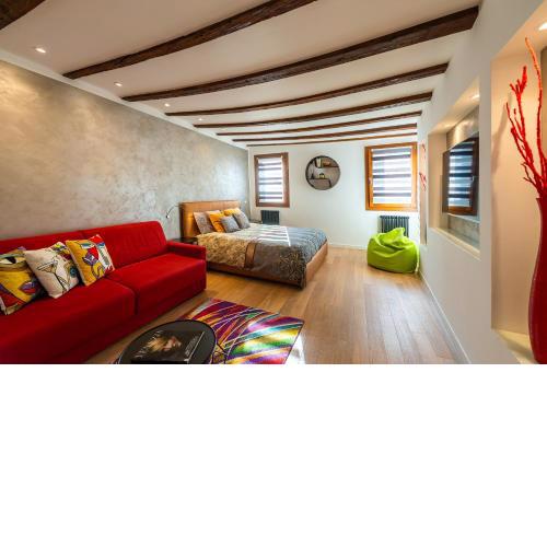 GDhouse 806
