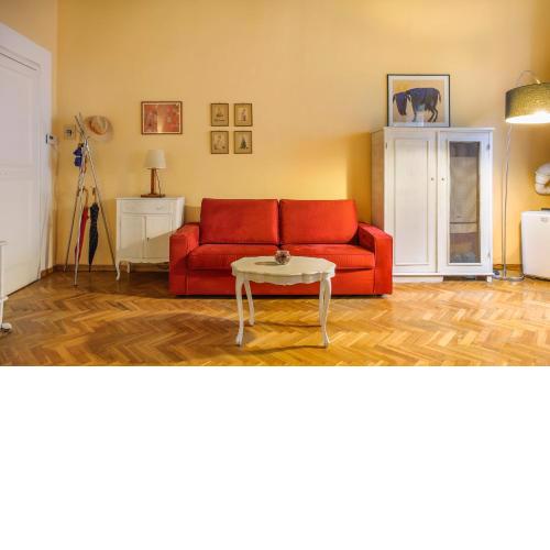“Gem in luxurious street” Wi-Fi