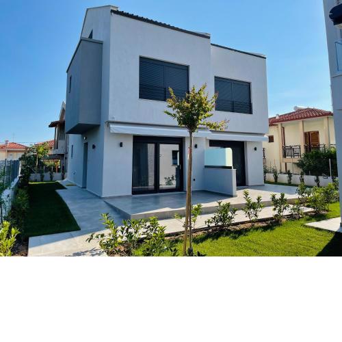 GEMINI VILLAS NIKITI