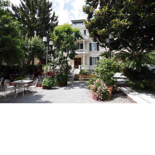 Genovese Villa Elena Residence