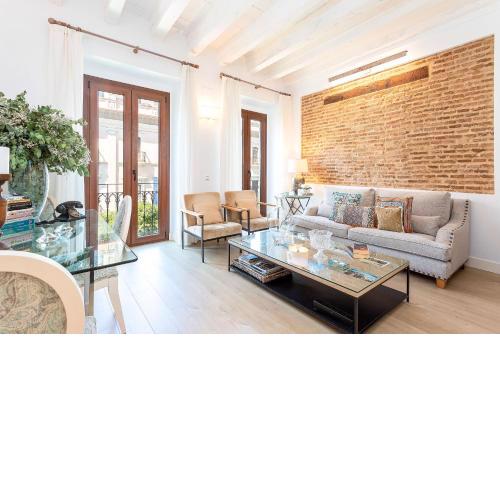 Genteel Home Julio César